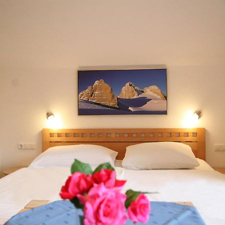 Apartmenthaus Dornroeschen Ramsau am Dachstein Kamer foto