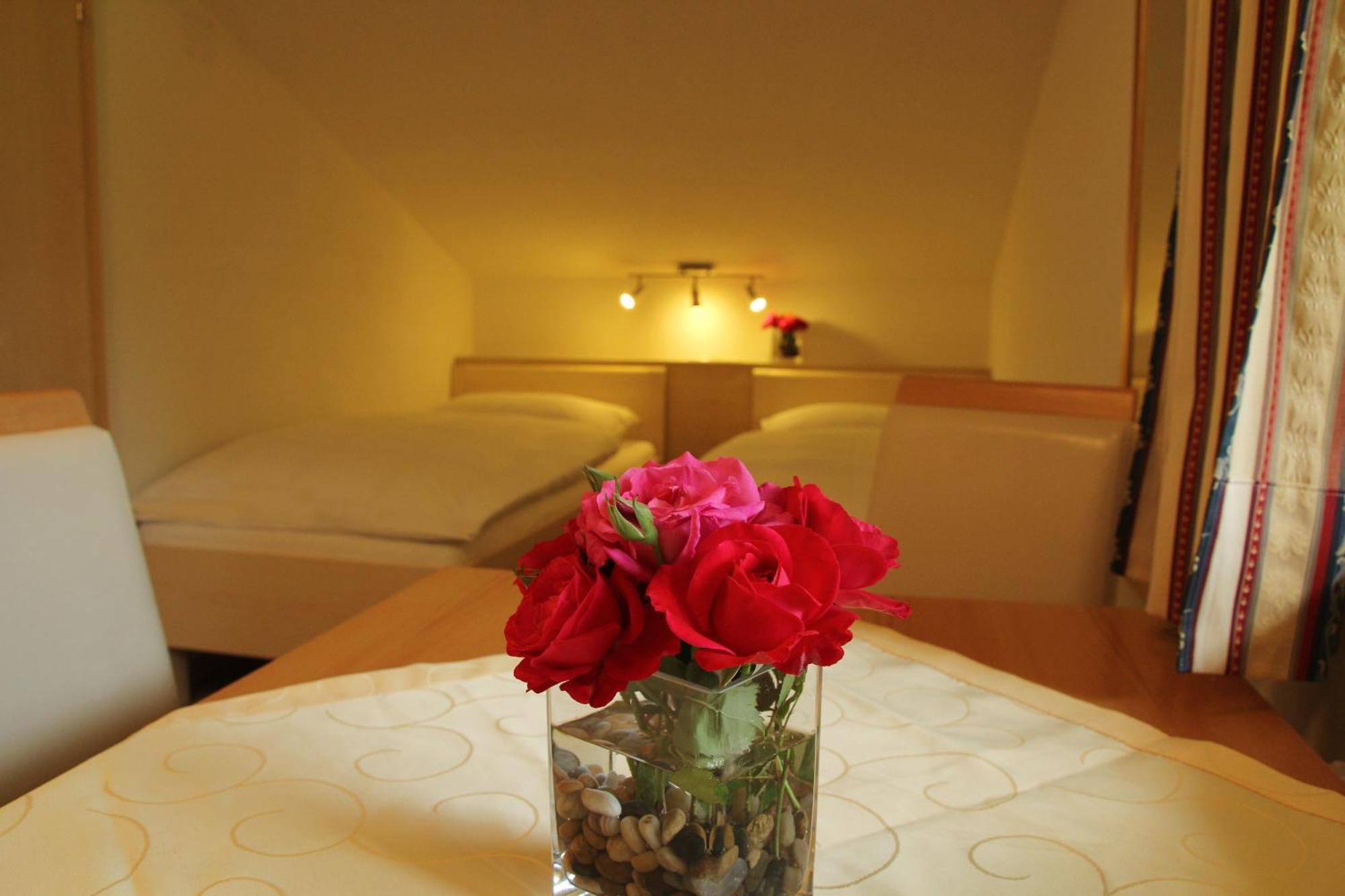Apartmenthaus Dornroeschen Ramsau am Dachstein Kamer foto