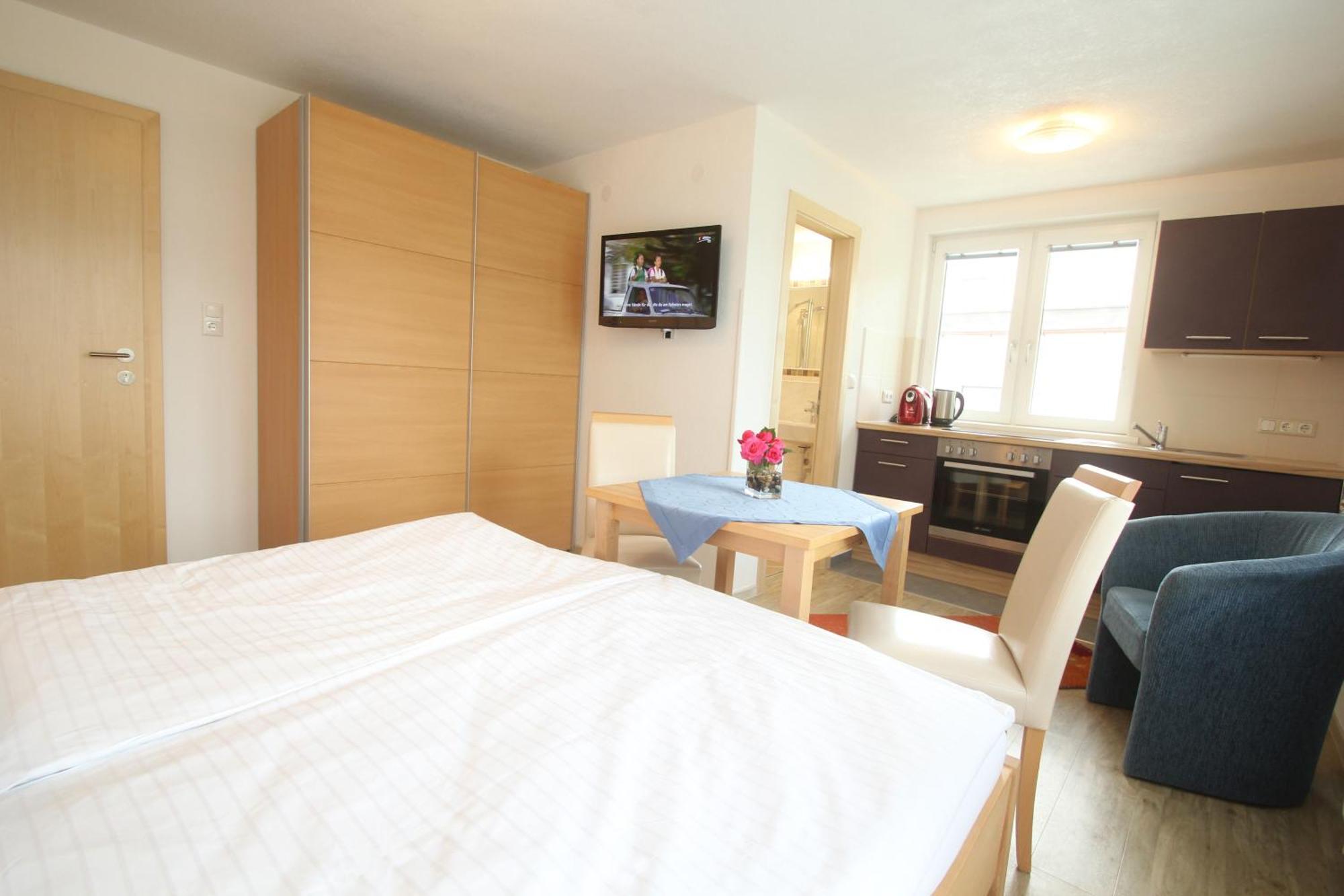 Apartmenthaus Dornroeschen Ramsau am Dachstein Kamer foto